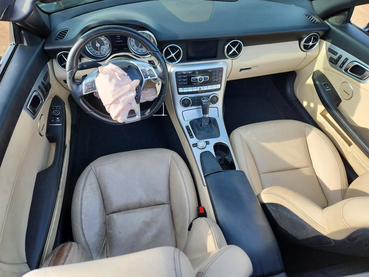 2013 MERCEDES-BENZ SLK 250 photo 15