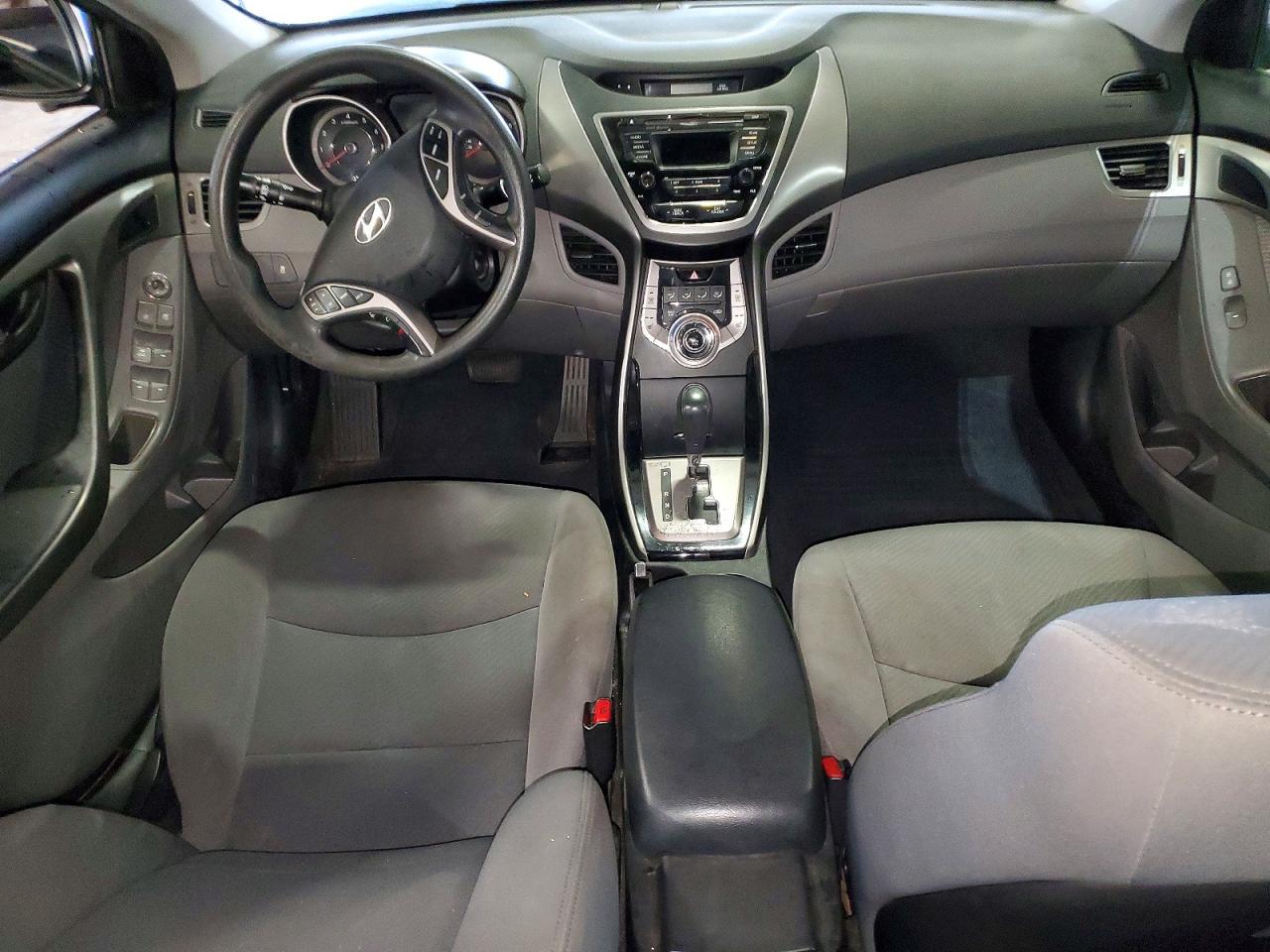 2013 HYUNDAI ELANTRA GLS photo 22