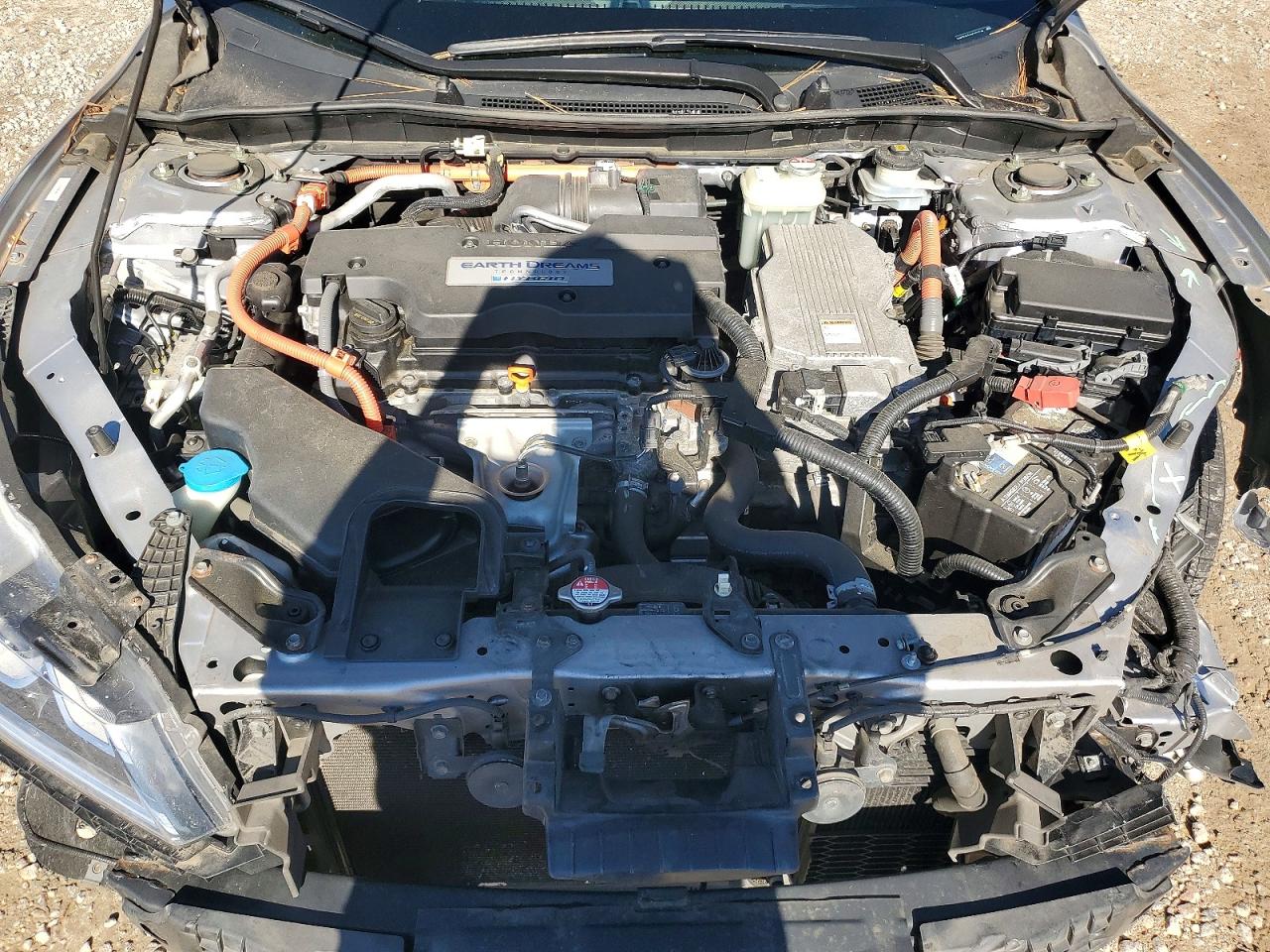 2017 HONDA ACCORD HYBRID EXL photo 31