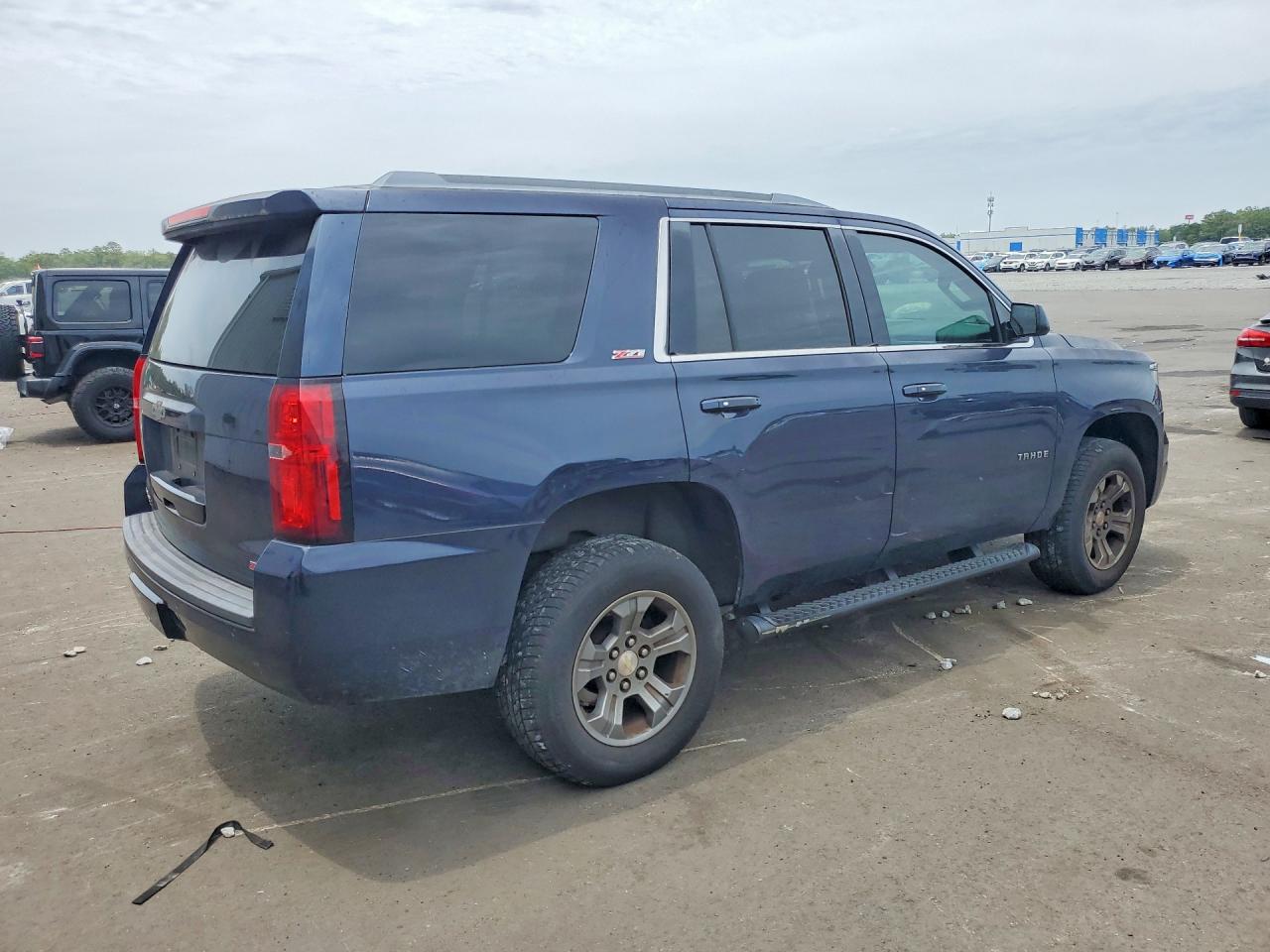 2017 CHEVROLET TAHOE K1500 LT photo 7