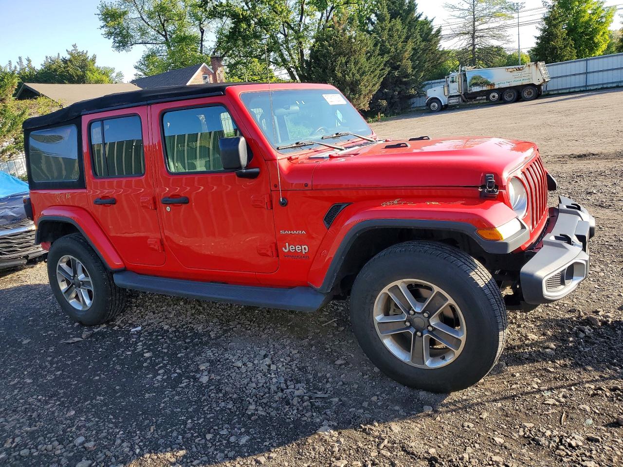 2018 JEEP WRANGLER UNLIMITED SAHARA photo 10