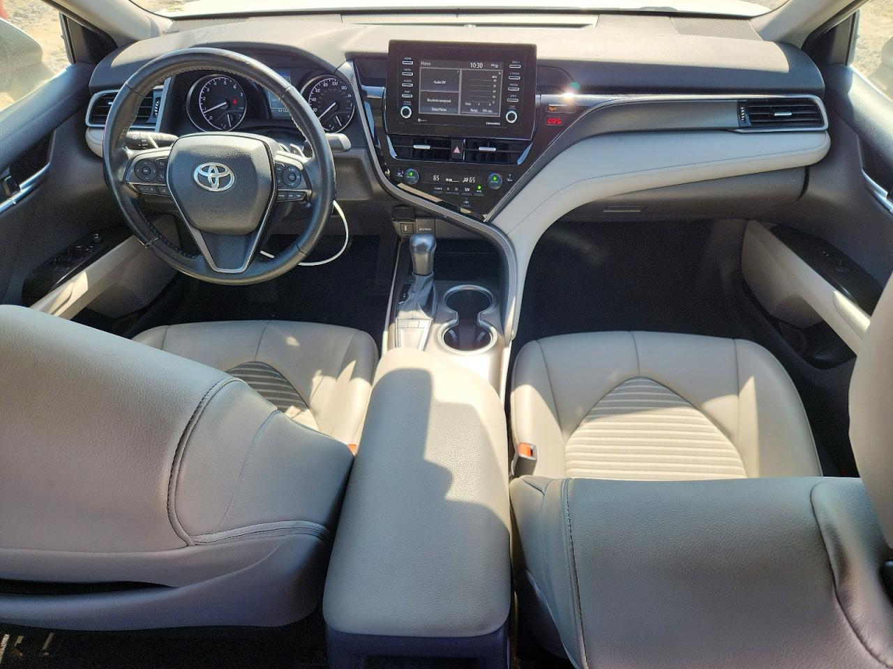 2022 TOYOTA CAMRY SE photo 15