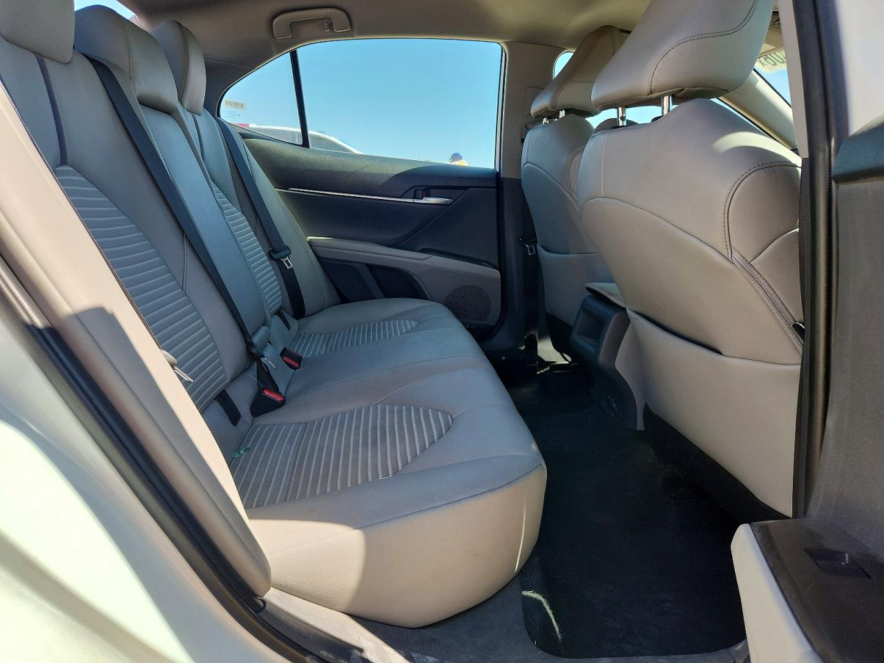 2022 TOYOTA CAMRY SE photo 19