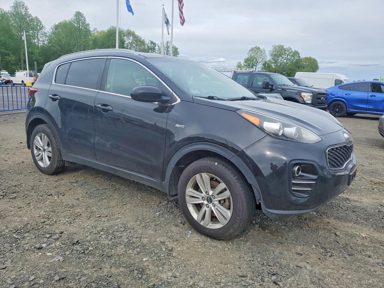 2018 KIA SPORTAGE LX photo 7