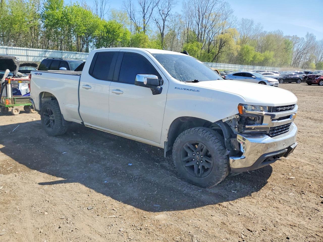 2020 CHEVROLET SILVERADO K1500 LT photo 7