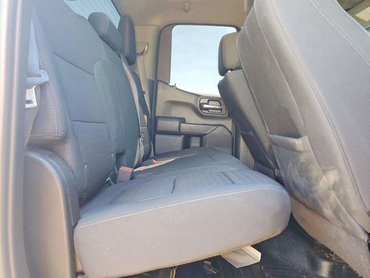 2020 CHEVROLET SILVERADO K1500 LT photo 19