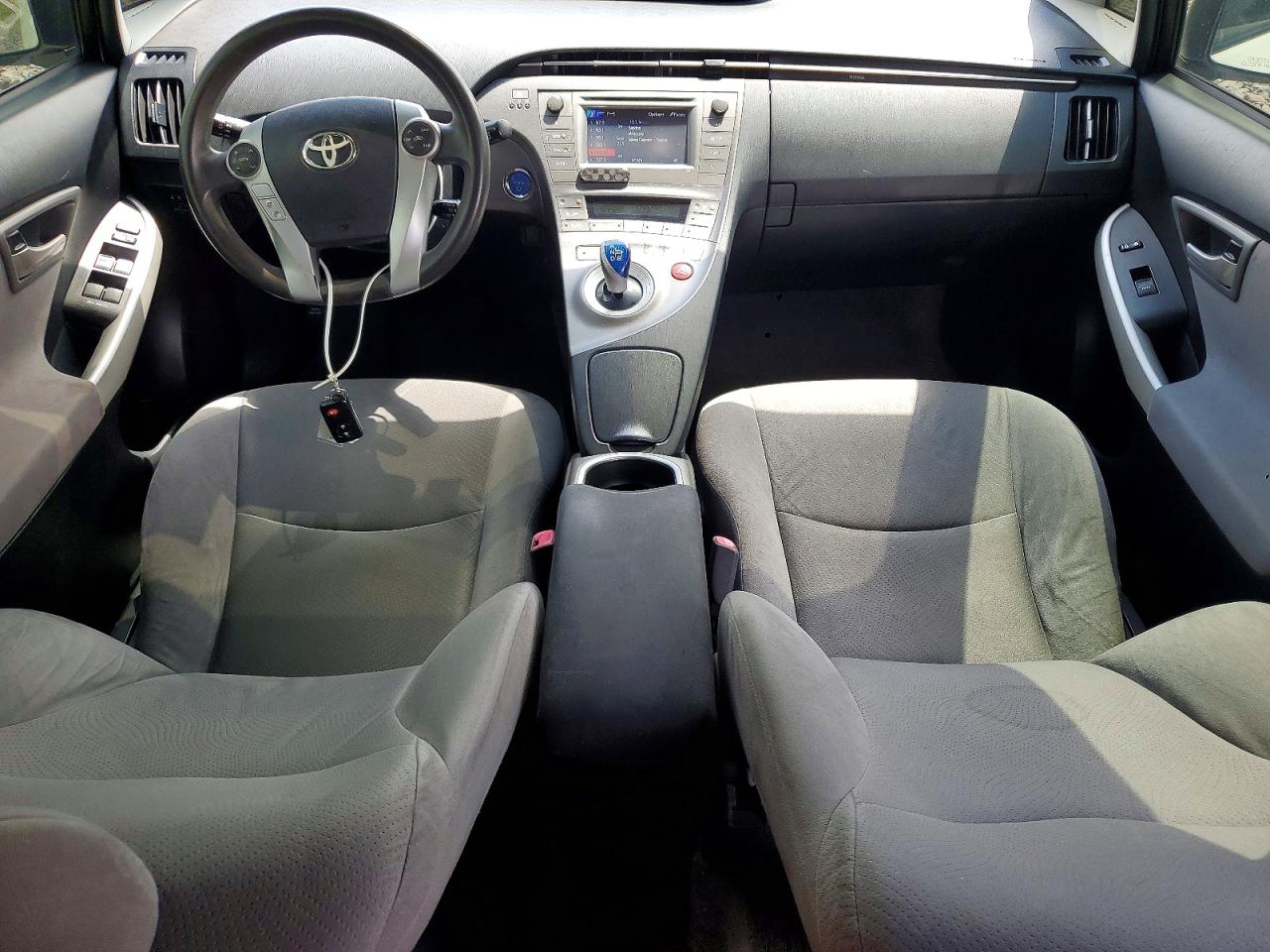 2012 TOYOTA PRIUS TWO photo 15