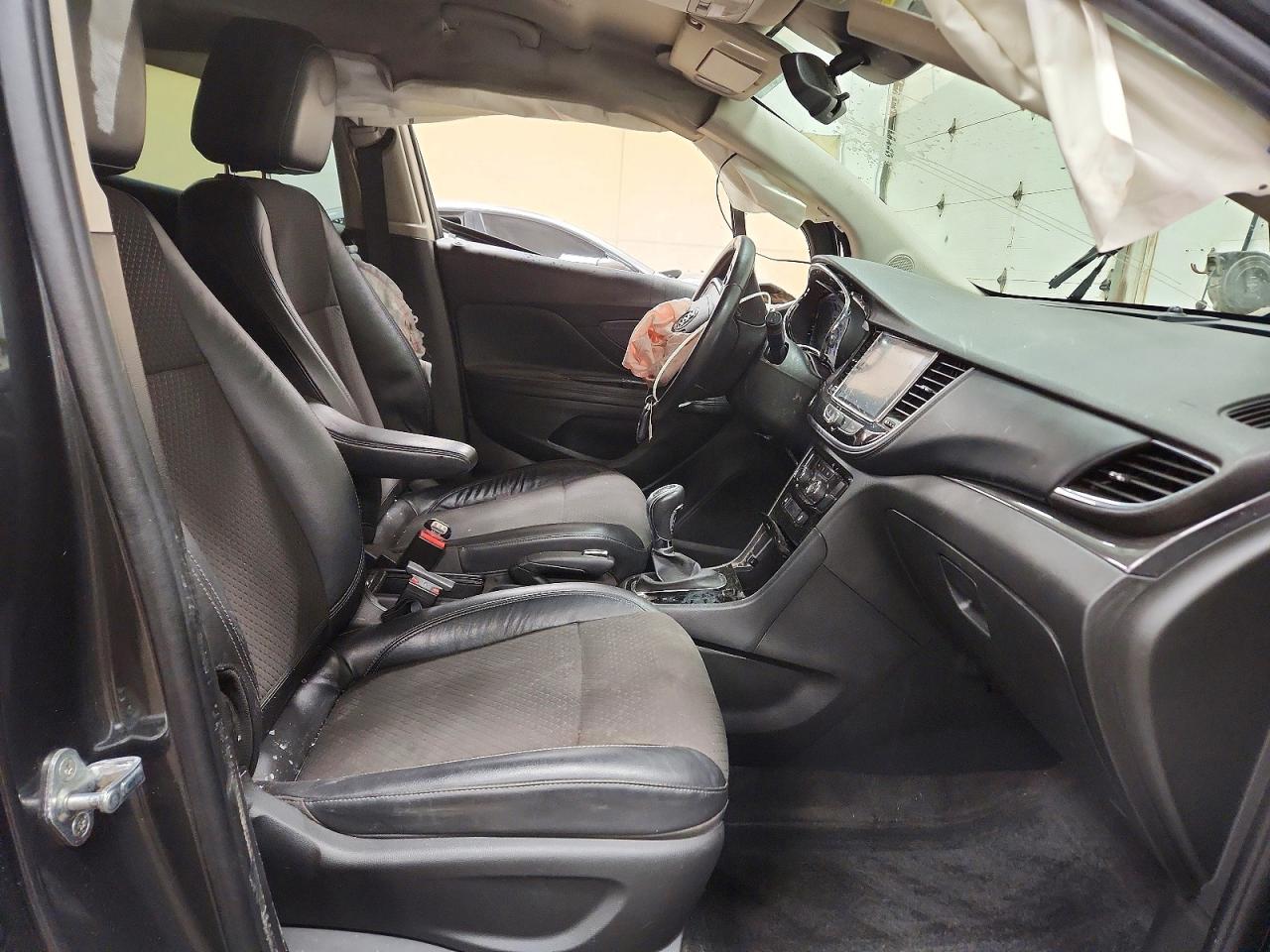 2017 BUICK ENCORE PREFERRED photo 19