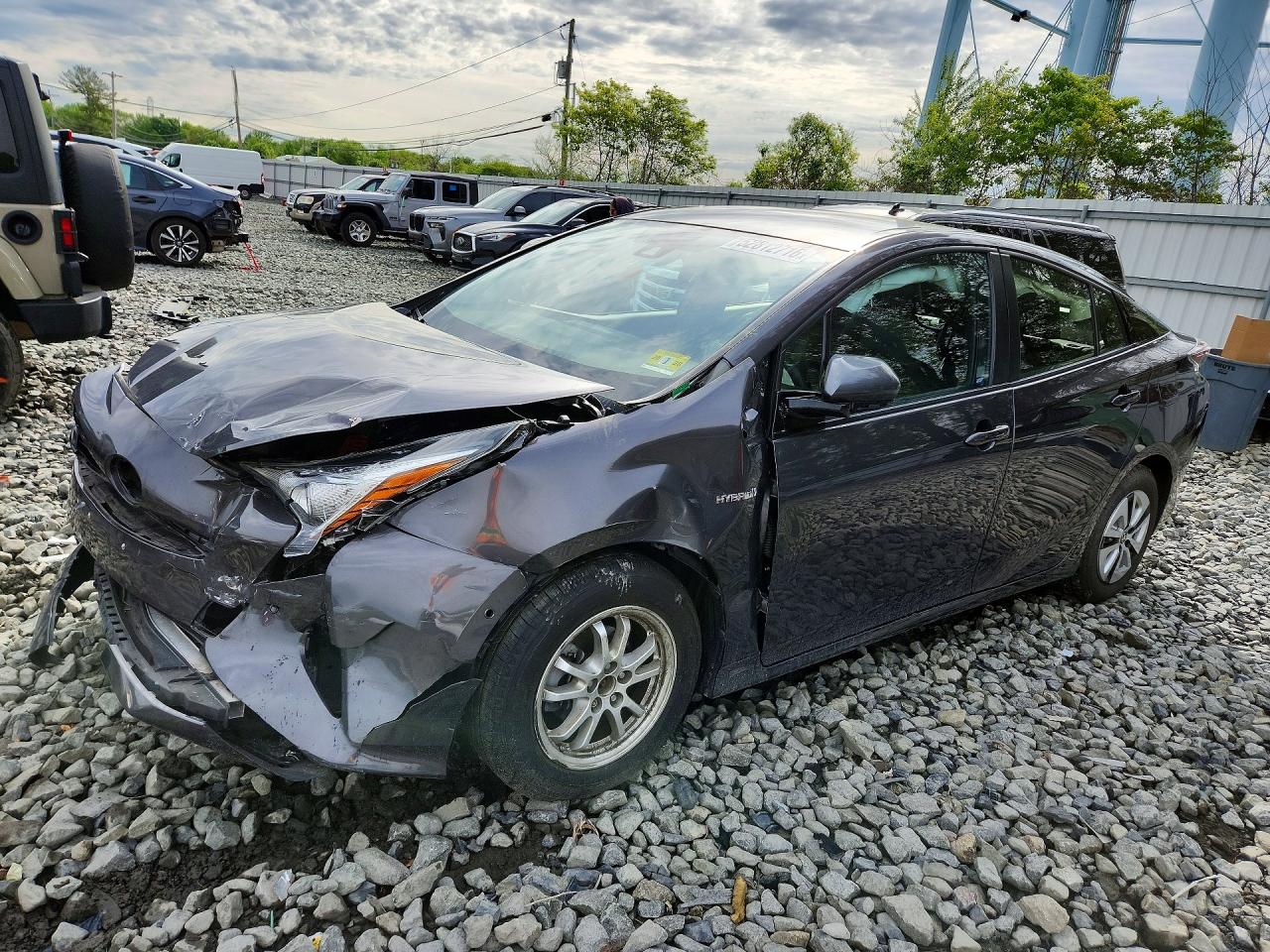 2017 TOYOTA PRIUS