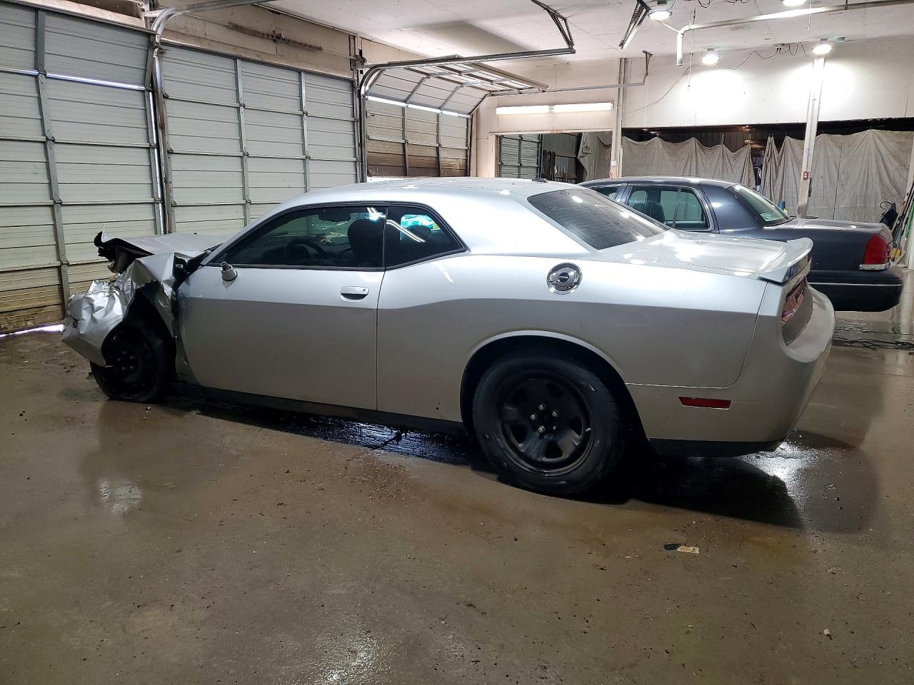 2012 DODGE CHALLENGER SXT photo 4