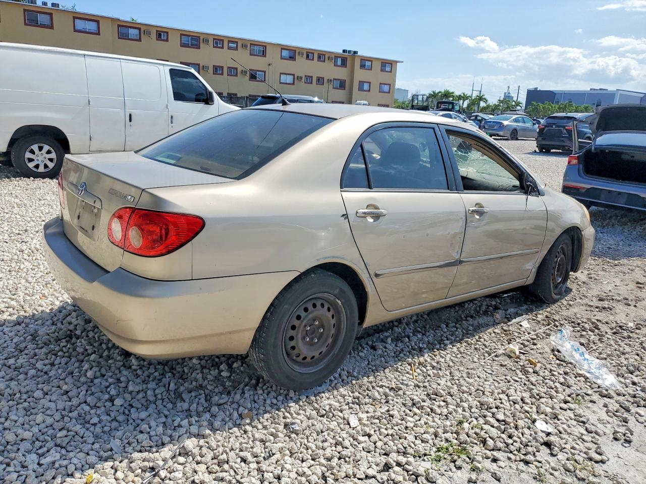 2006 TOYOTA COROLLA LE photo 5