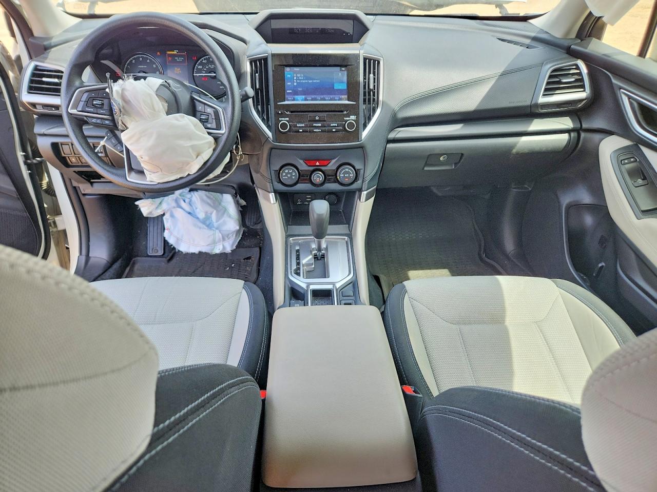 2020 SUBARU FORESTER photo 8
