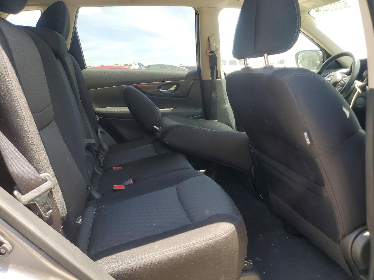2020 NISSAN ROGUE SV photo 28