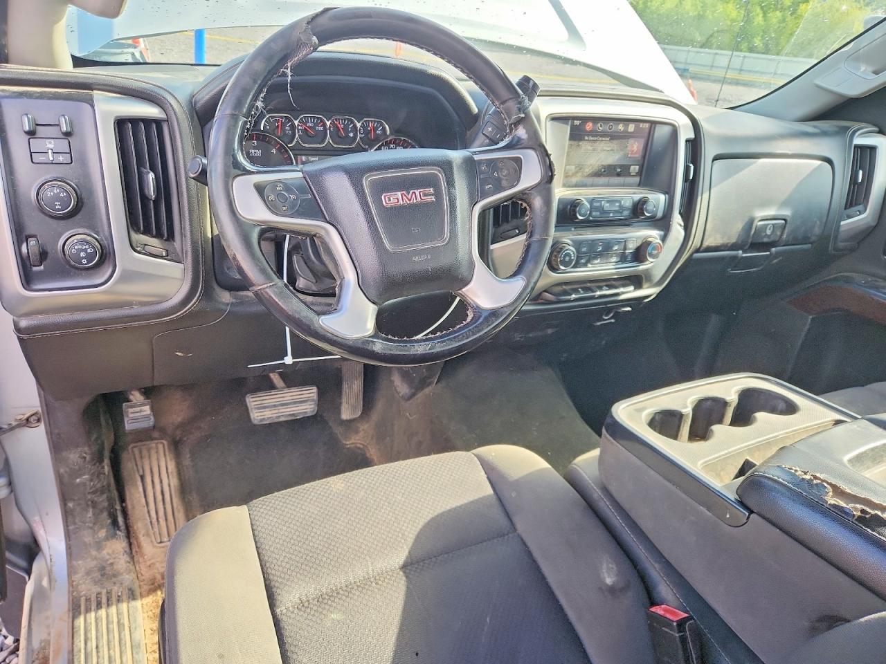 2015 GMC SIERRA photo 15