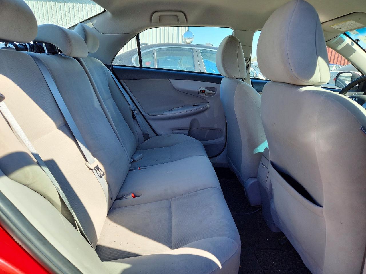 2013 TOYOTA COROLLA L photo 10