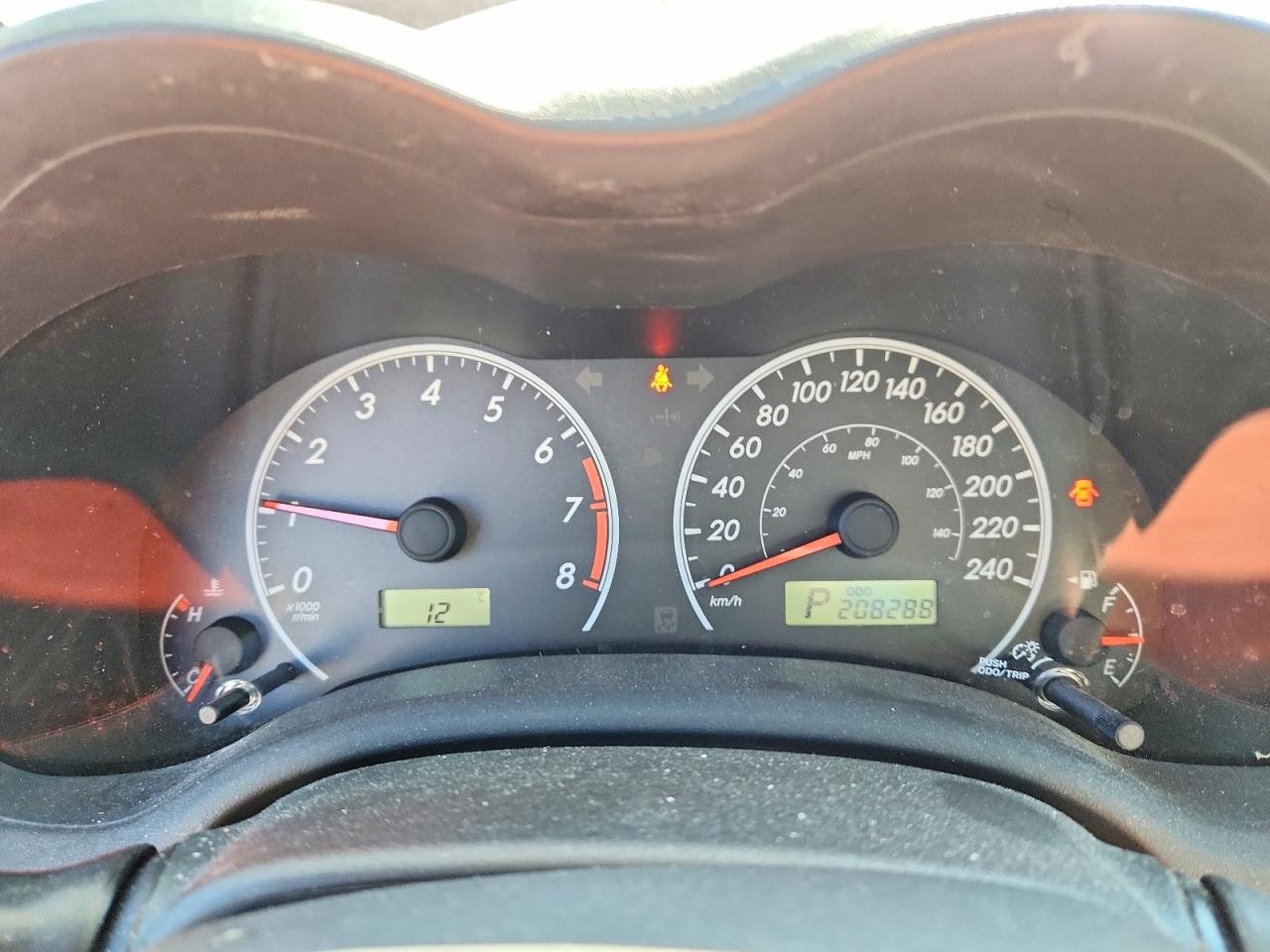 2013 TOYOTA COROLLA L photo 9