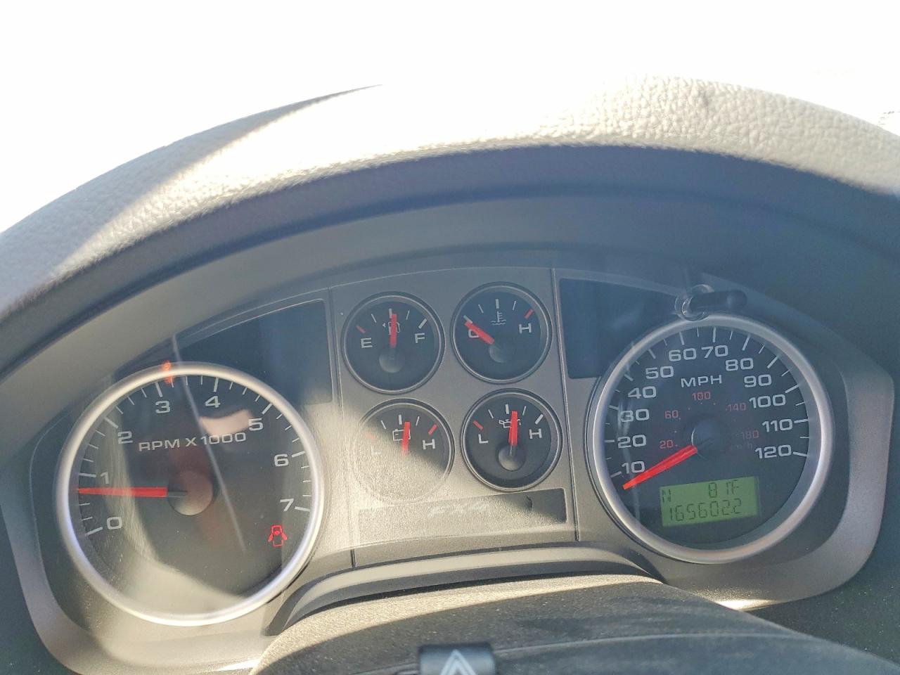 2004 FORD F150 photo 17
