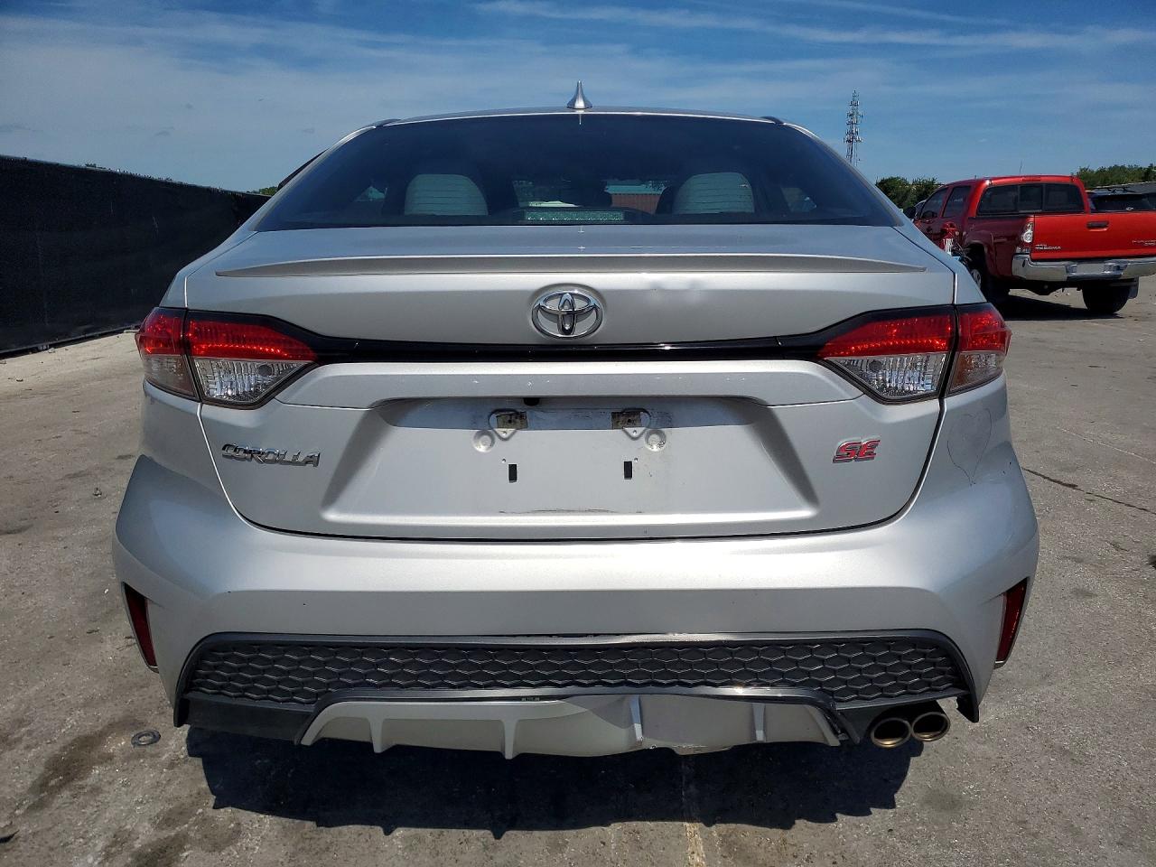 2021 TOYOTA COROLLA SE photo 16