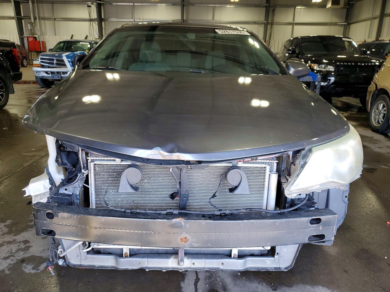 2012 TOYOTA CAMRY LE photo 9