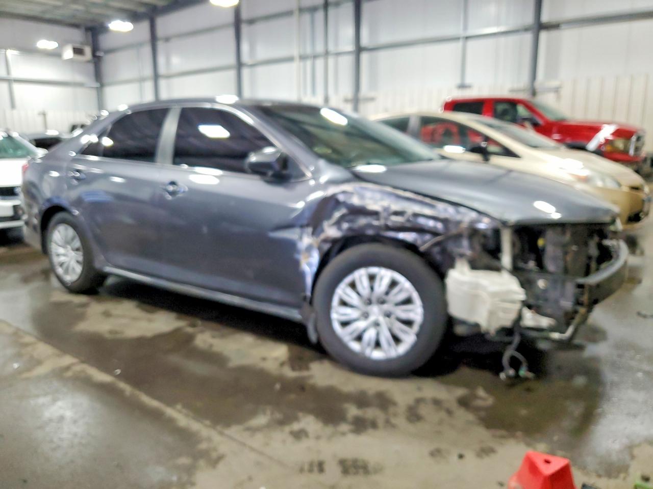 2012 TOYOTA CAMRY LE photo 7