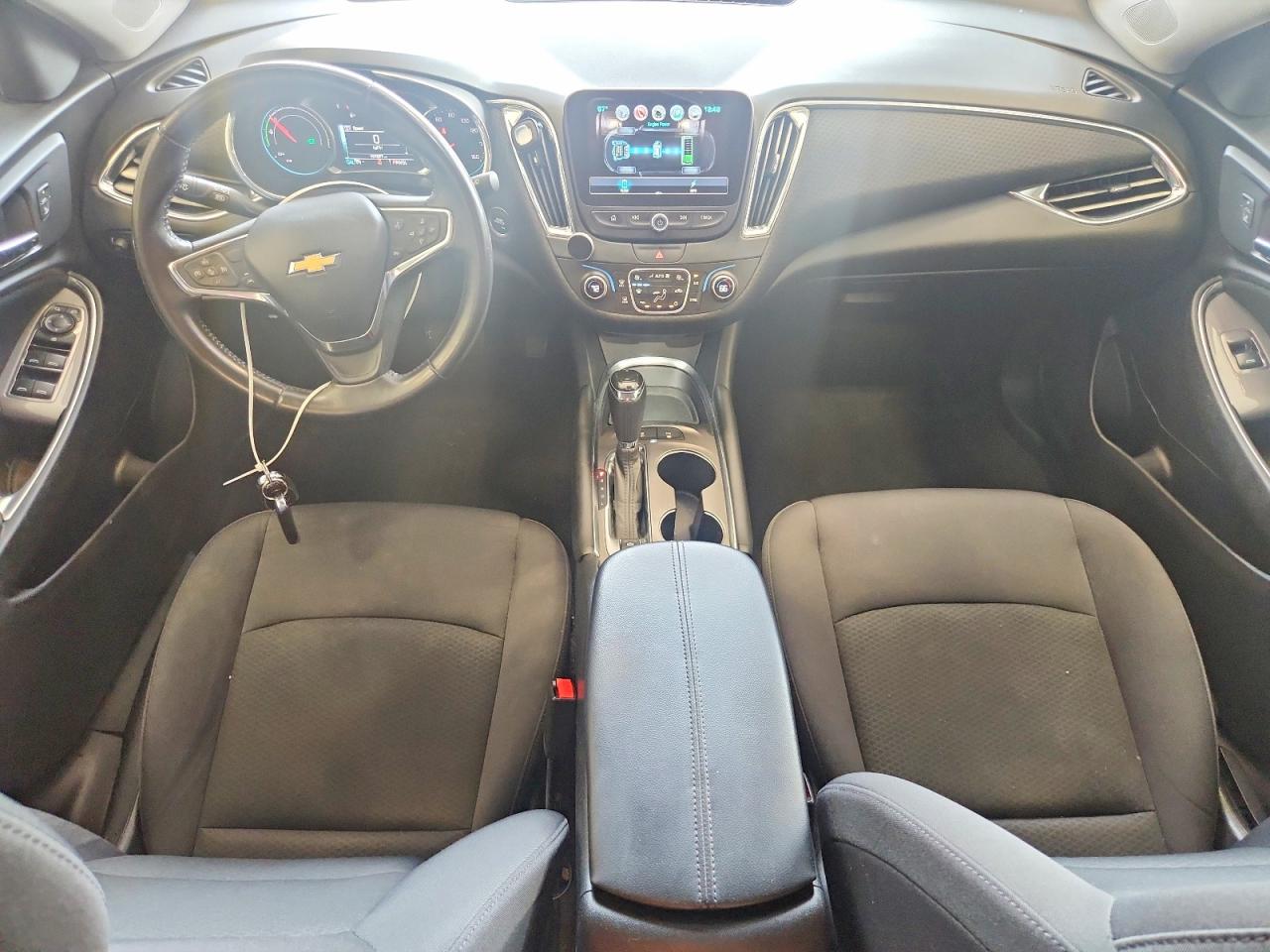 2017 CHEVROLET MALIBU HYBRID photo 15