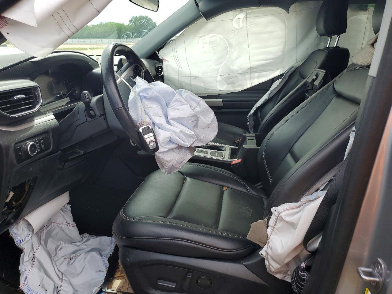 2023 FORD EXPLORER photo 19