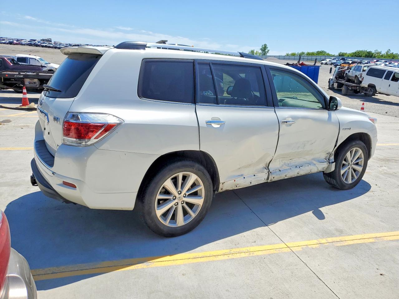 2013 TOYOTA HIGHLANDER HYBRID LIMITED photo 5
