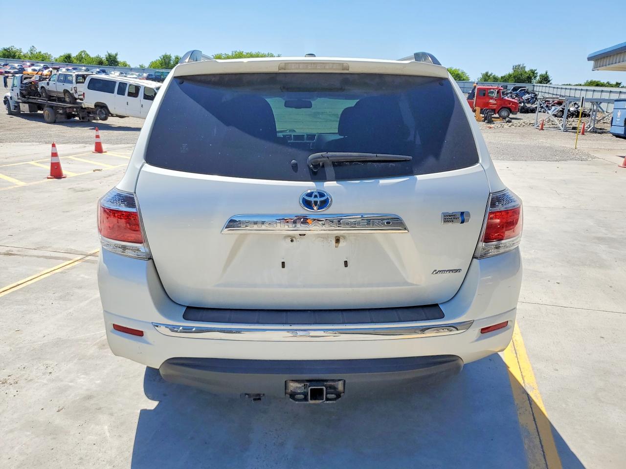 2013 TOYOTA HIGHLANDER HYBRID LIMITED photo 11