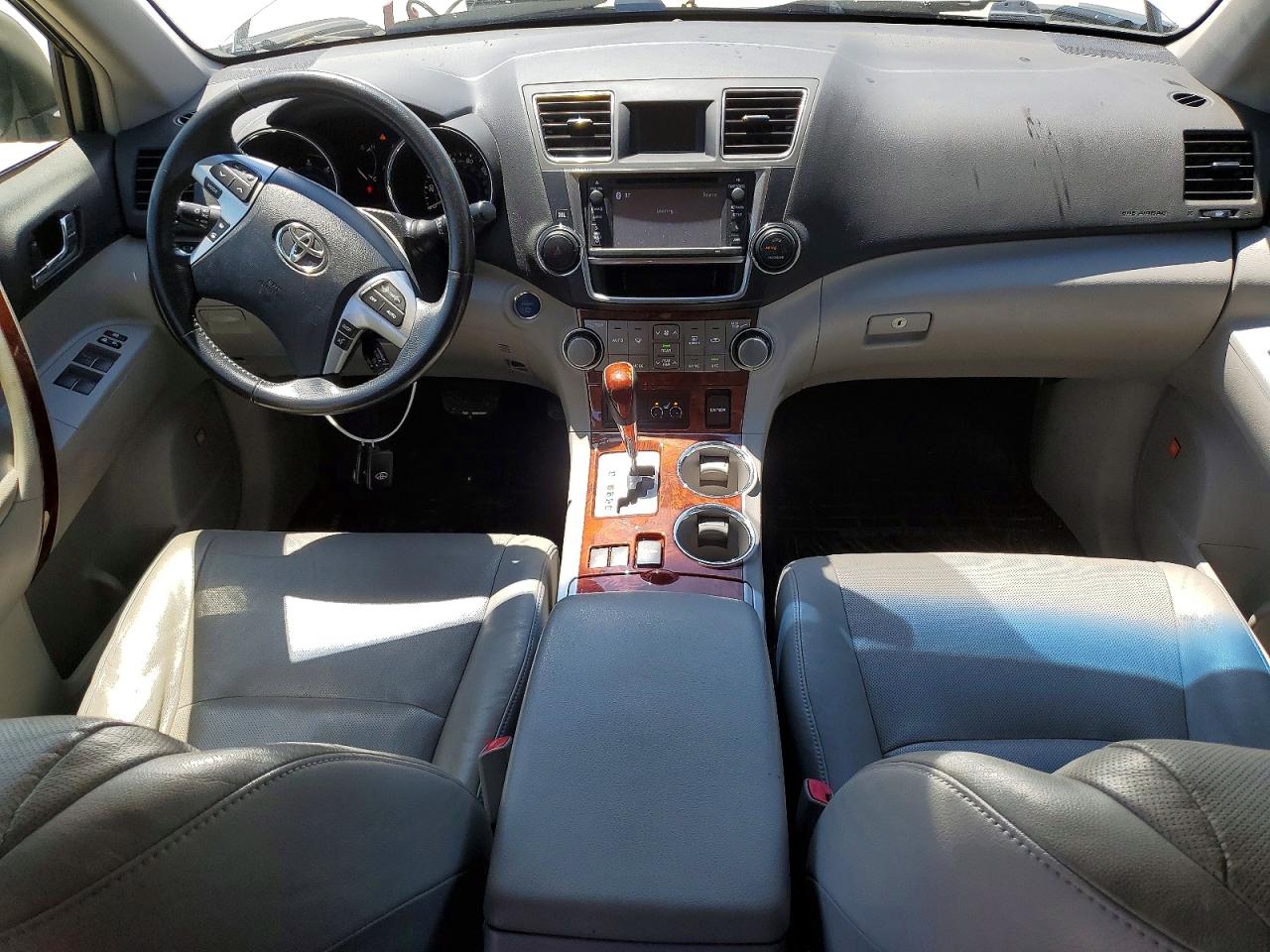 2013 TOYOTA HIGHLANDER HYBRID LIMITED photo 15