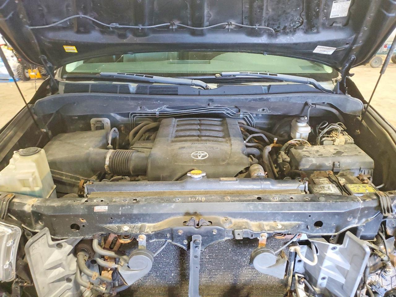 2013 TOYOTA TUNDRA LIMITED V8 photo 31