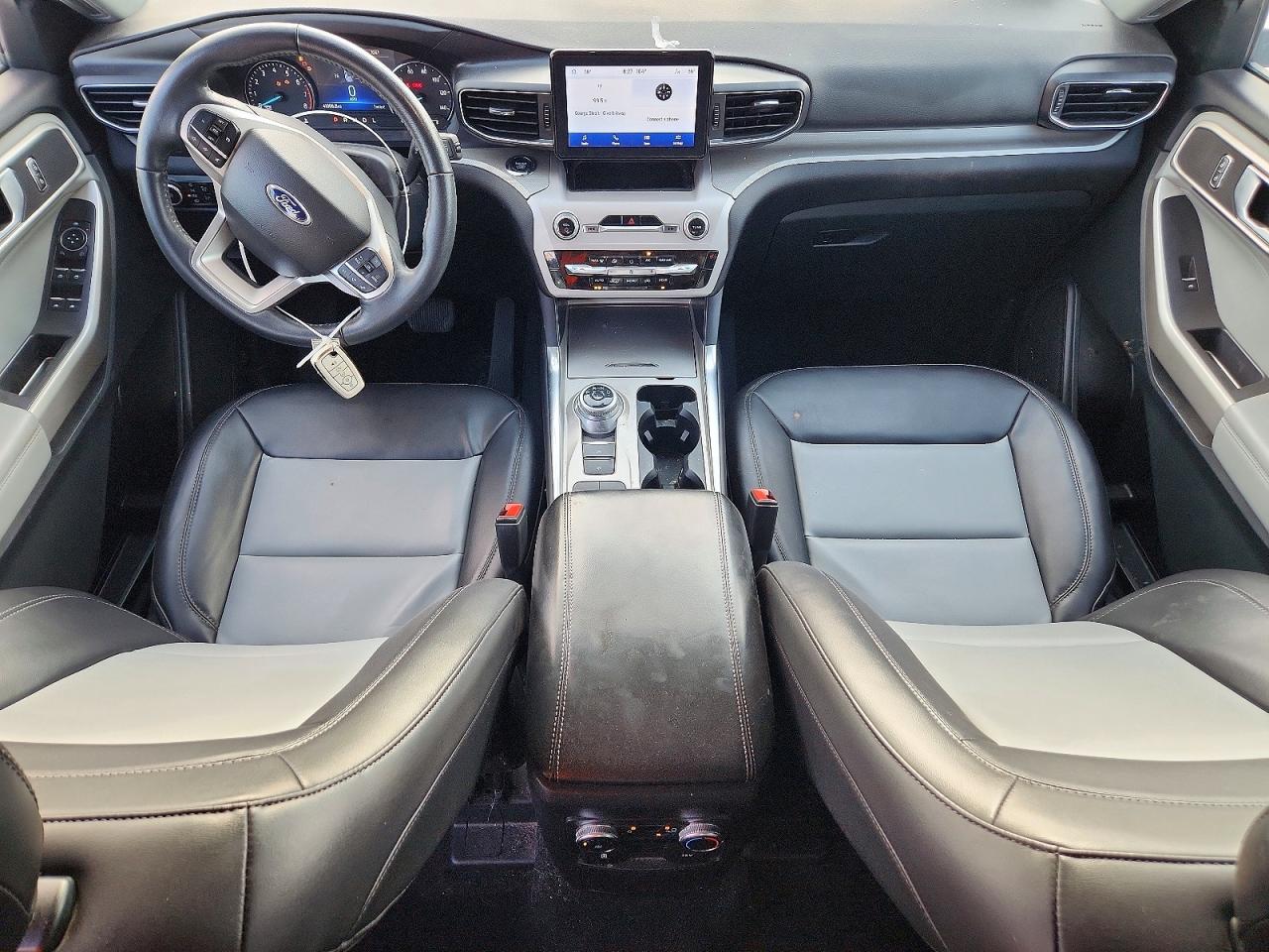 2023 FORD EXPLORER XLT photo 22