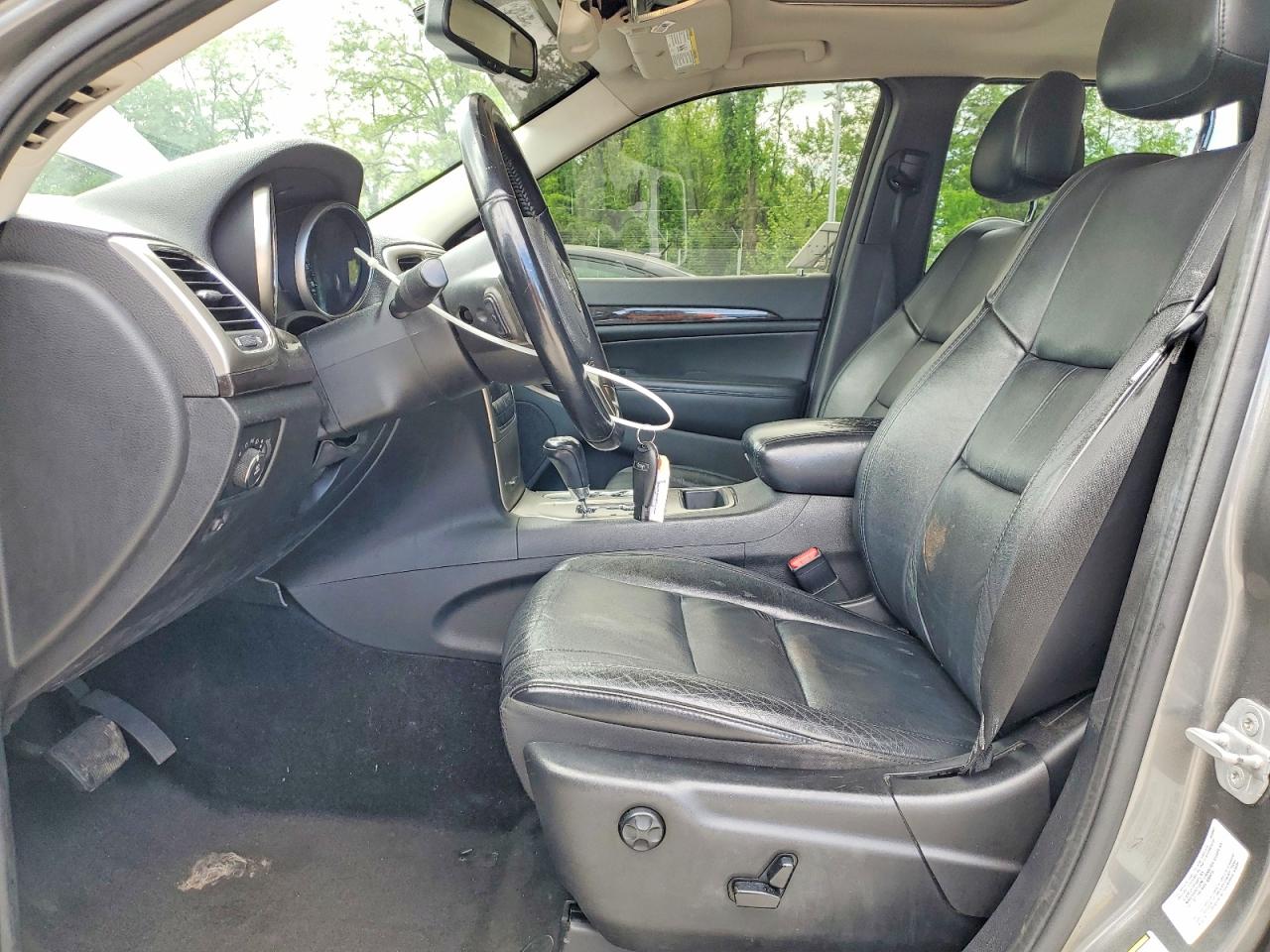 2011 JEEP GRAND CHEROKEE LAREDO photo 13