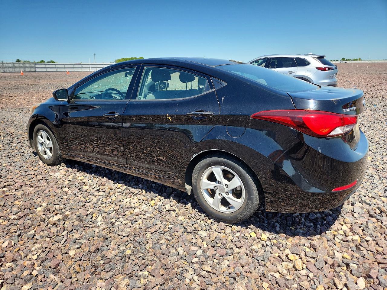 2014 HYUNDAI ELANTRA SE photo 4
