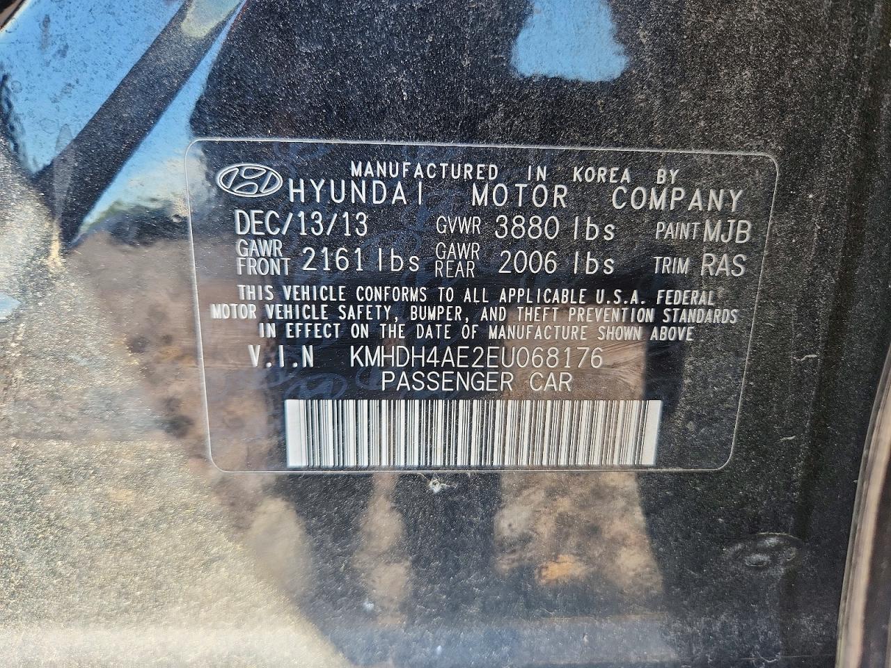 2014 HYUNDAI ELANTRA SE photo 34
