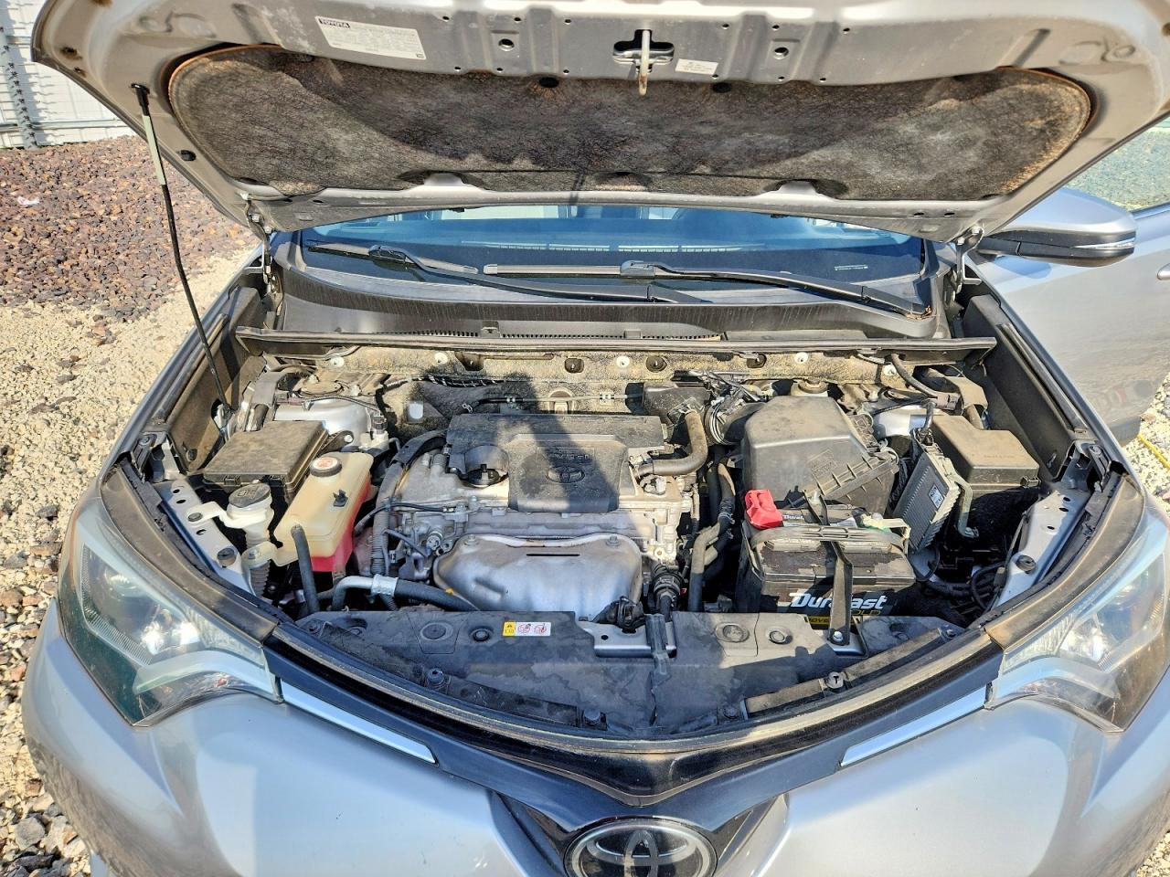 2018 TOYOTA RAV4 XLE photo 23