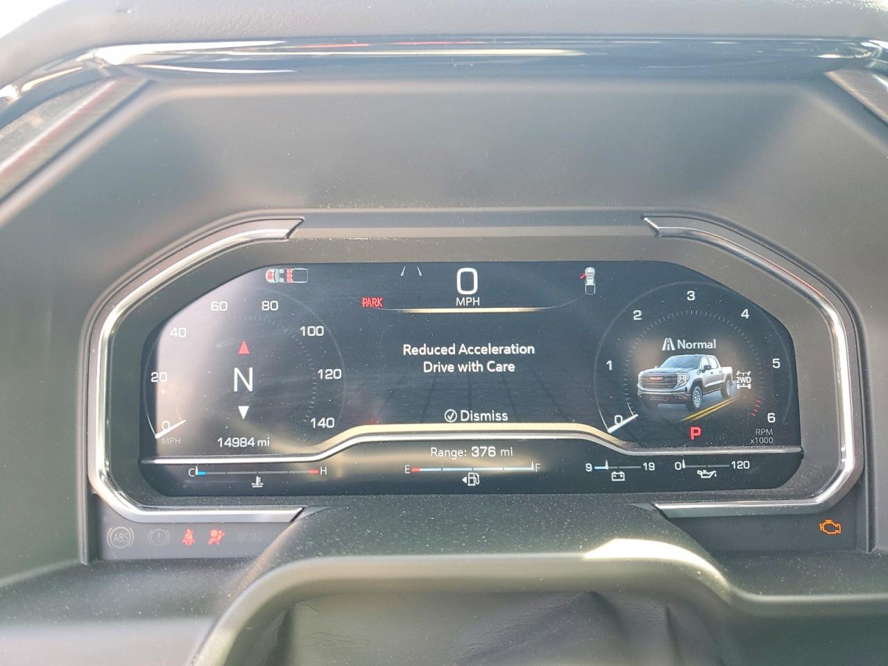 2025 GMC SIERRA K1500 AT4 photo 17
