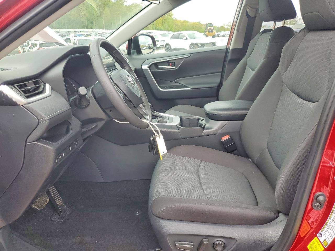 2025 TOYOTA RAV4 photo 19