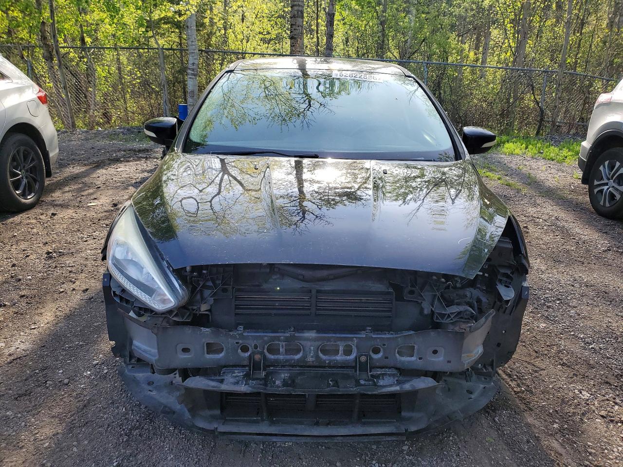 2017 FORD FOCUS SE photo 9