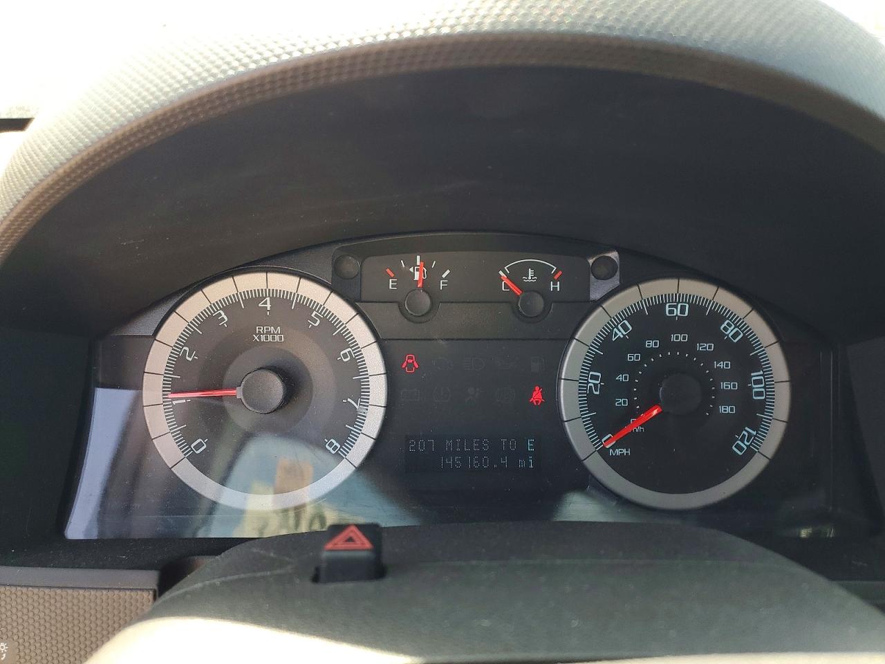 2010 FORD ESCAPE XLT photo 9