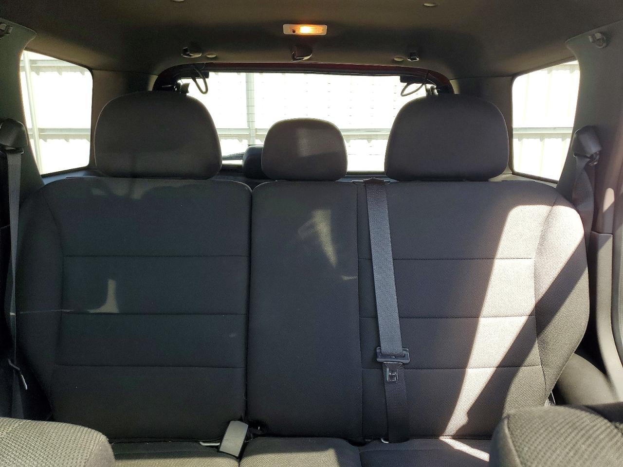 2010 FORD ESCAPE XLT photo 10