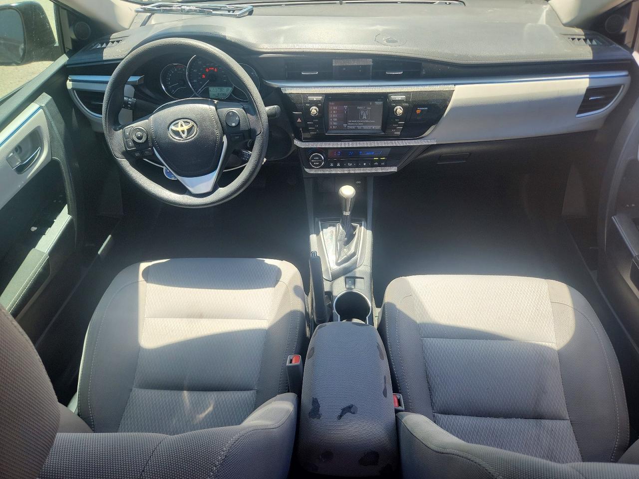 2016 TOYOTA COROLLA LE photo 22