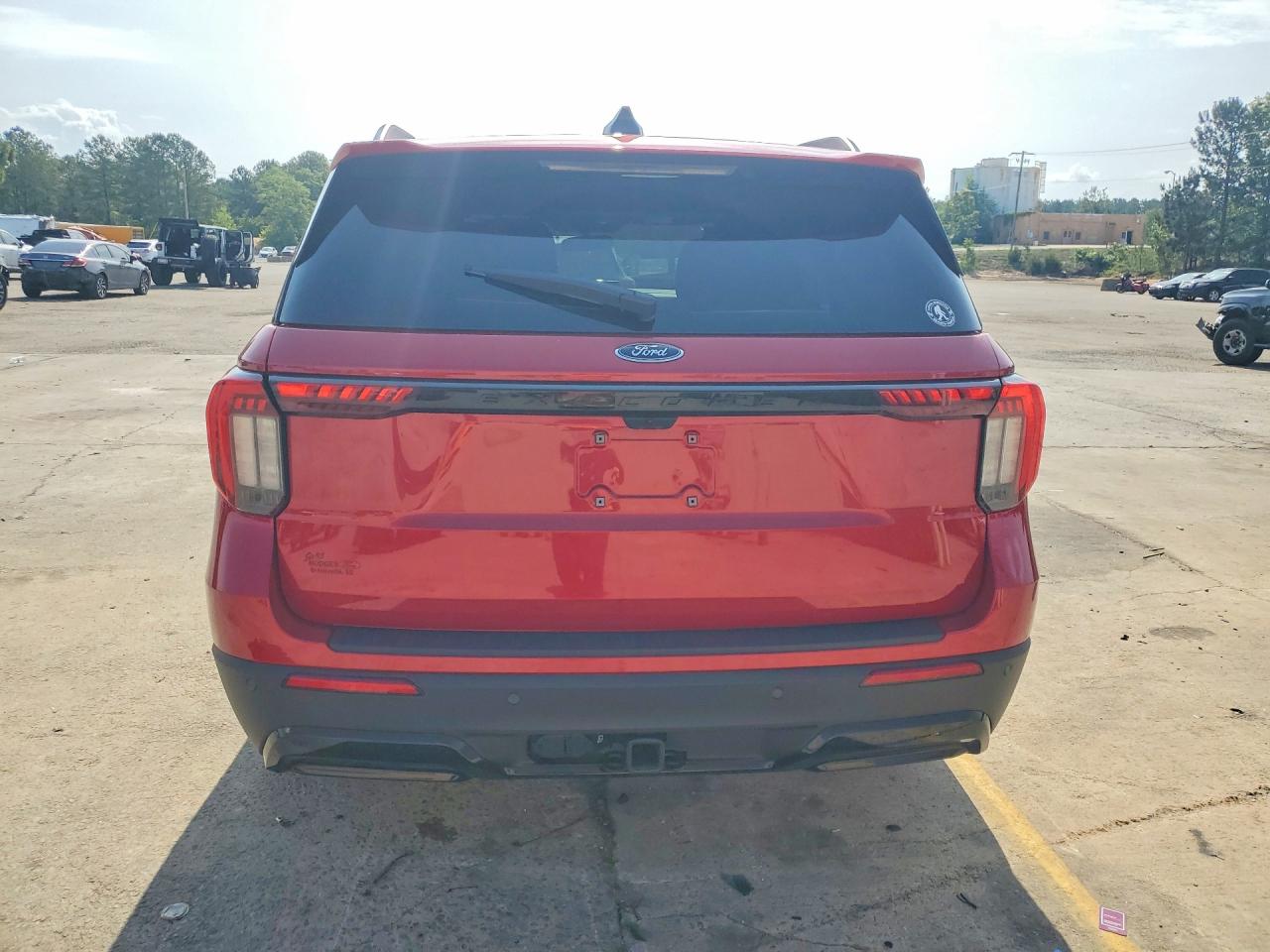 2025 FORD EXPLORER ST-LINE photo 11