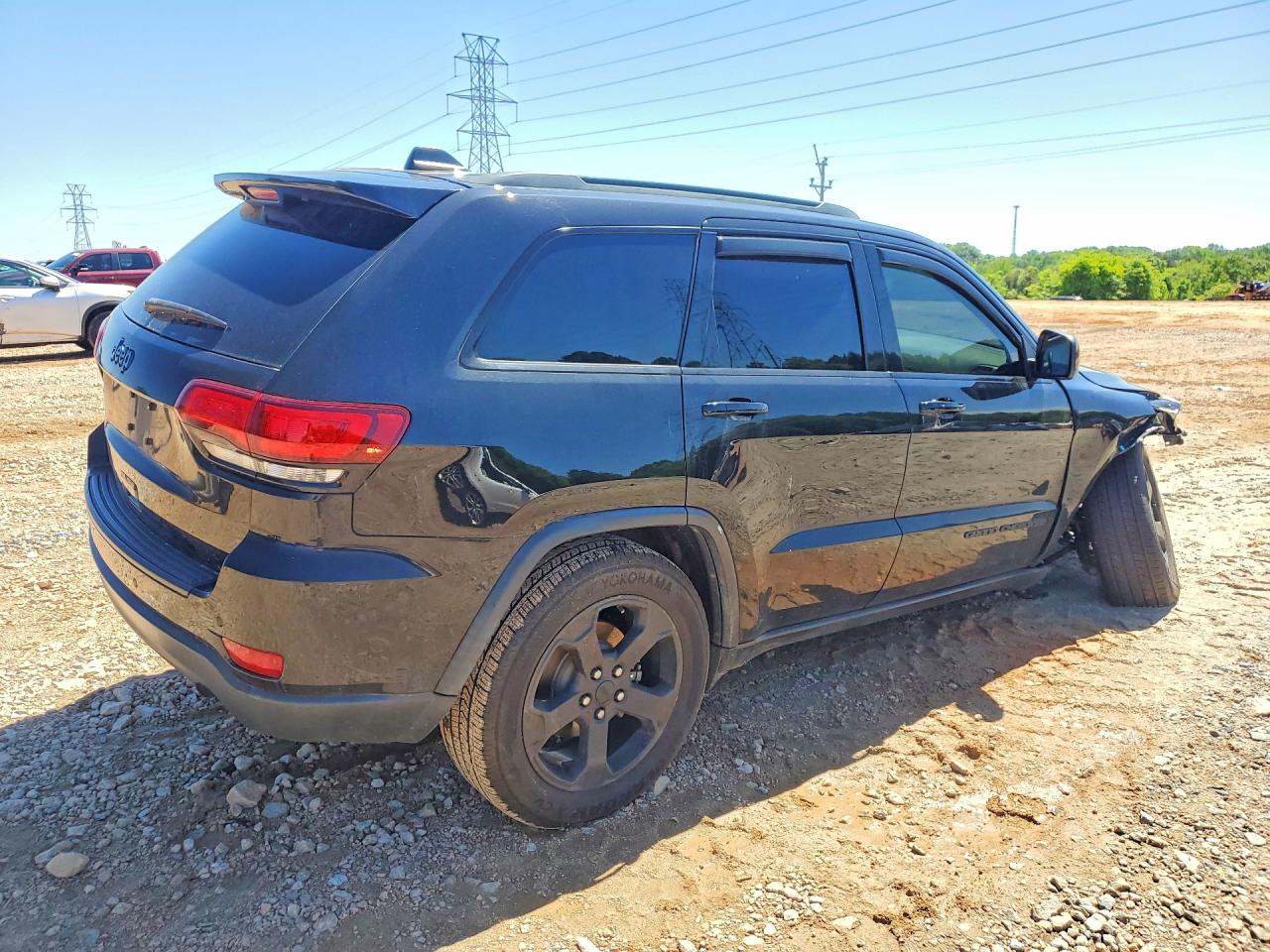 2018 JEEP GRAND CHEROKEE LAREDO photo 5