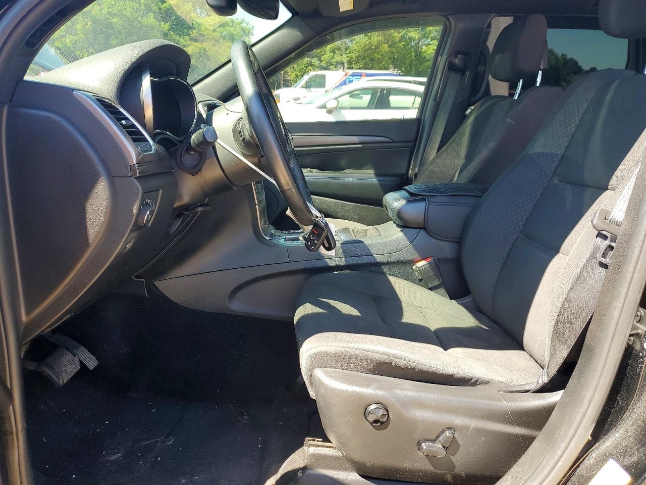 2018 JEEP GRAND CHEROKEE LAREDO photo 13
