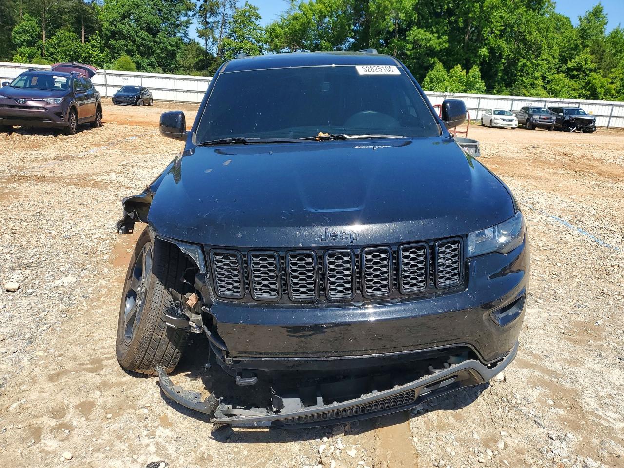 2018 JEEP GRAND CHEROKEE LAREDO photo 9