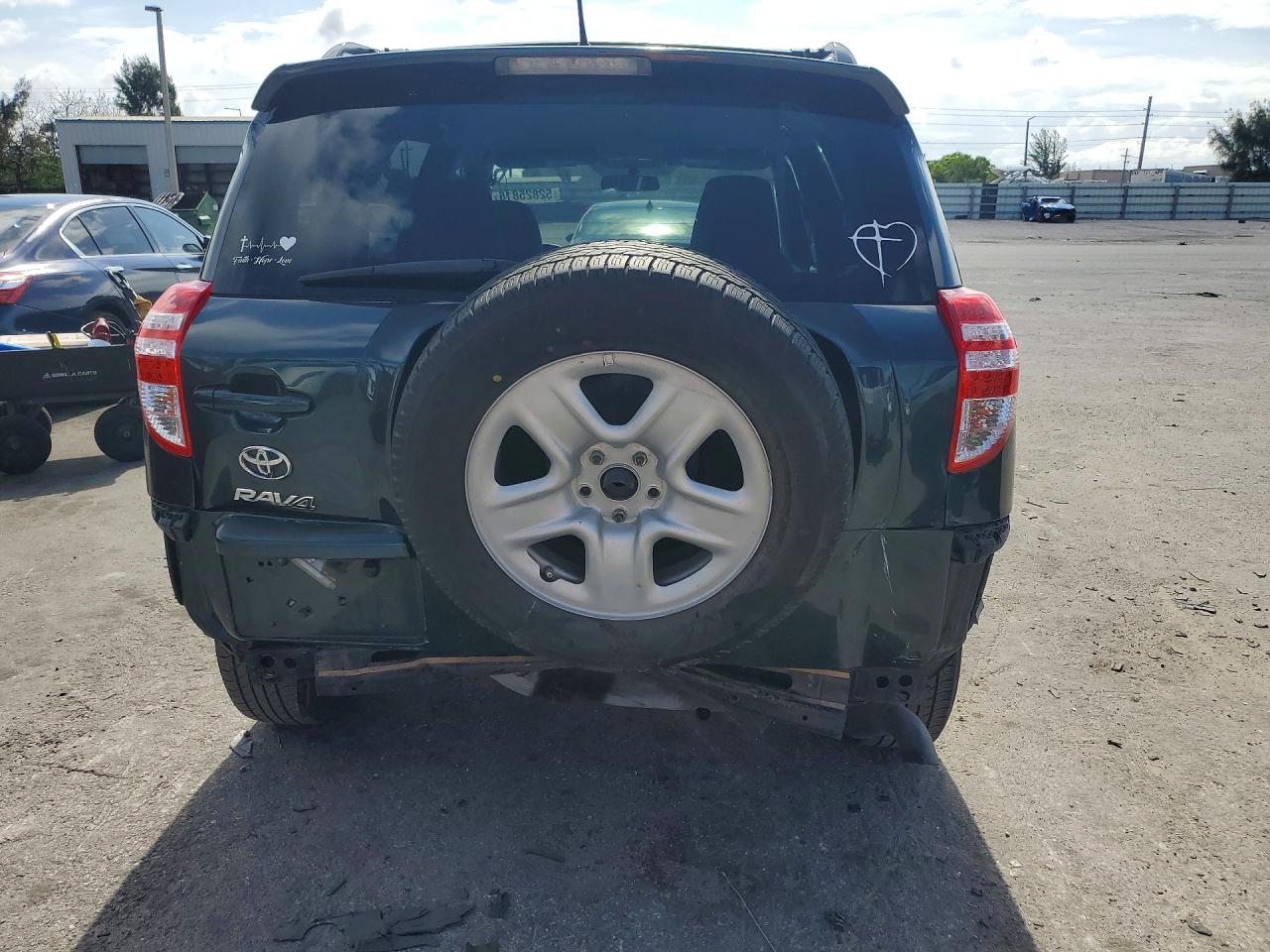2012 TOYOTA RAV4 BASE photo 11