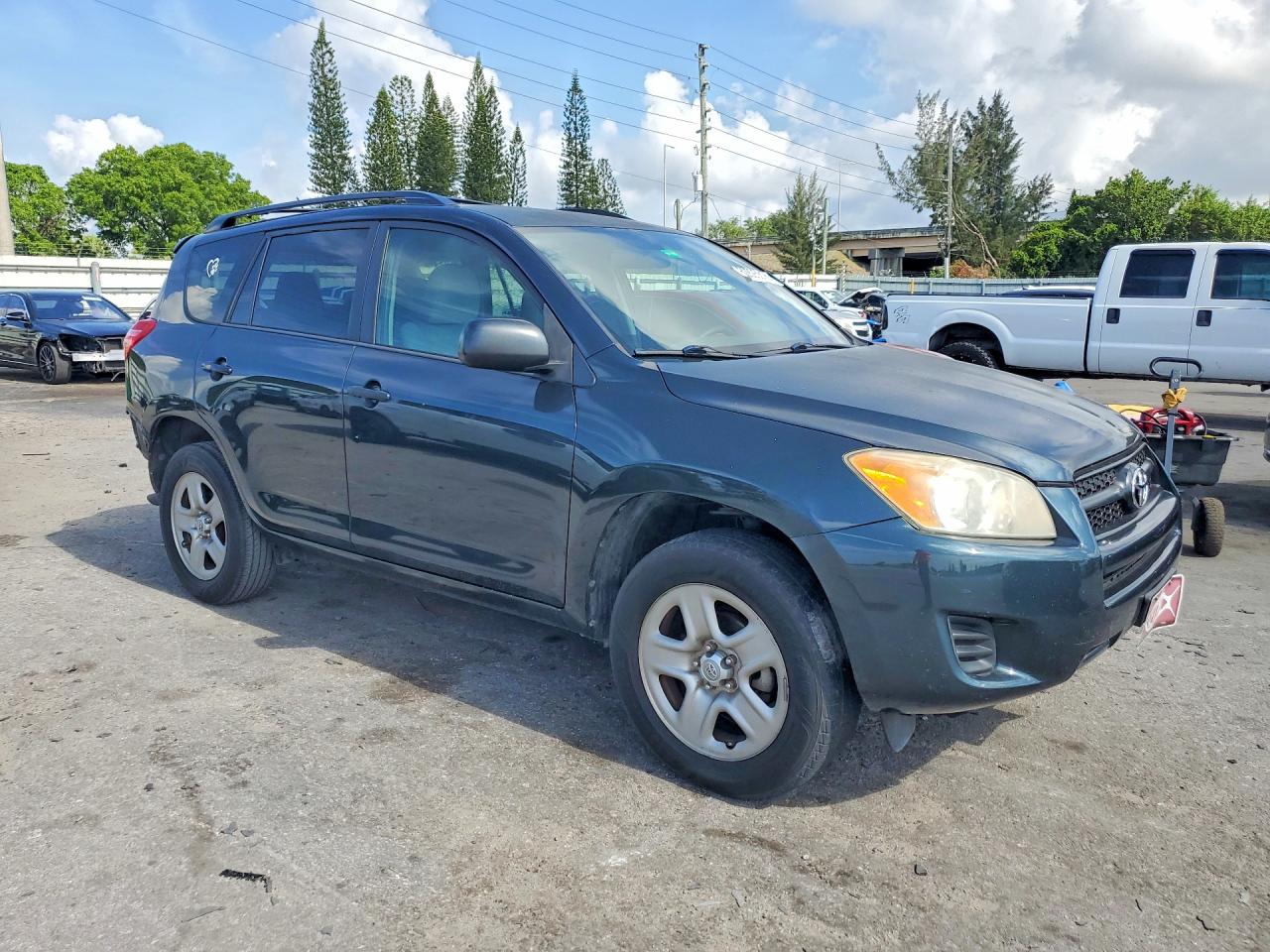 2012 TOYOTA RAV4 BASE photo 7