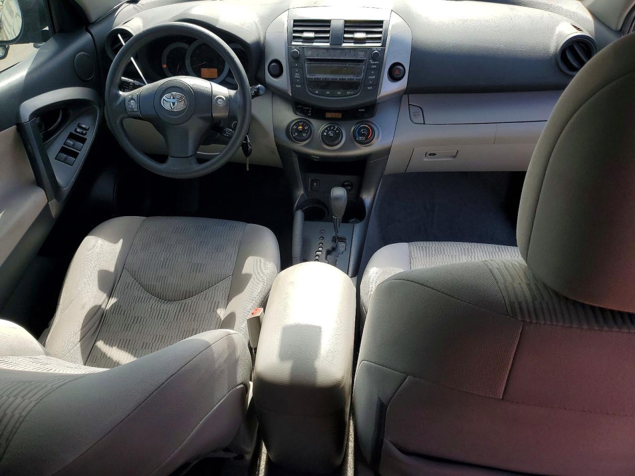 2012 TOYOTA RAV4 BASE photo 15