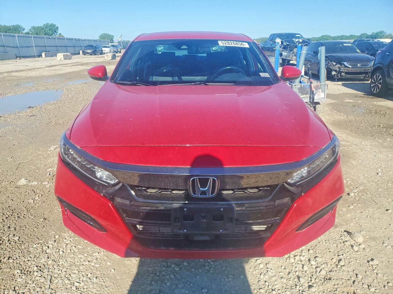 2018 HONDA ACCORD photo 9