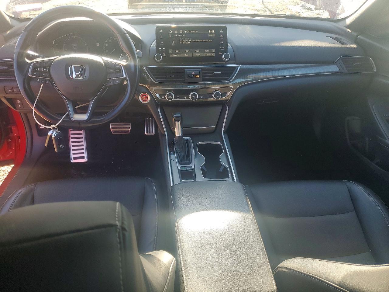 2018 HONDA ACCORD photo 15